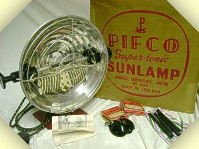 the production of sunlamps fitted with carbon arc lamps like the Pifco 1026, lasted until the early 1970s