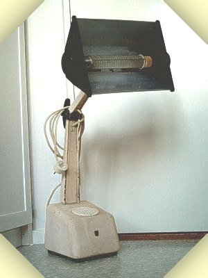 the Philips Biosol 11856 sunlamp was equipped with automatic ignition